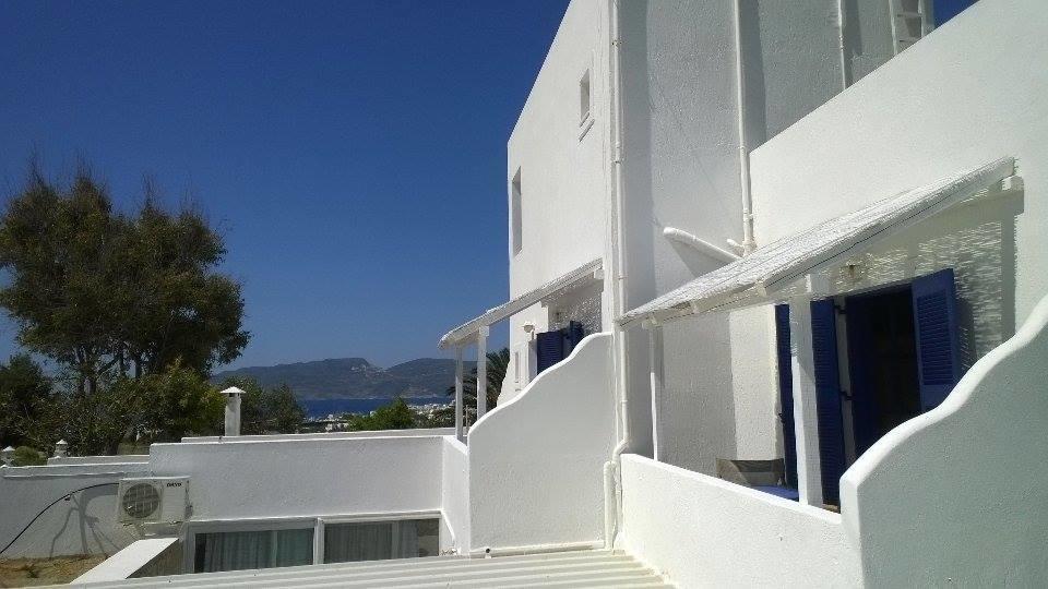 Hotel Kapetan Giannis Adamantas  Pokoj fotografie